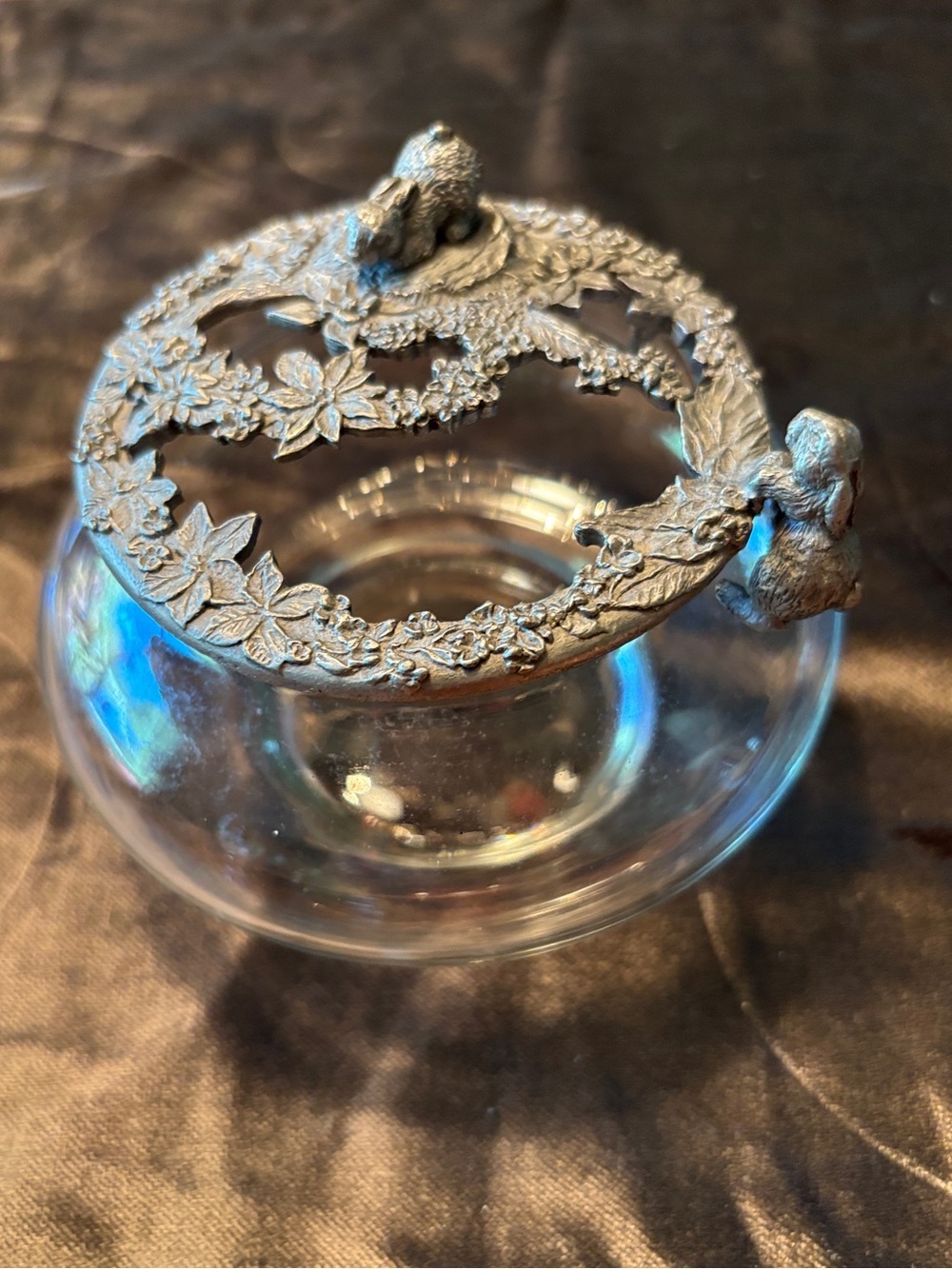 Decorative Glass Potpourri Bowl with Ornate Silver-Tone Floral Rim